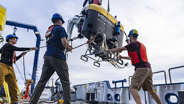 WHOI vehicles go to extreme sides of the globe
